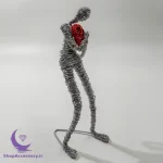 مجسمه مرد عاشق 2