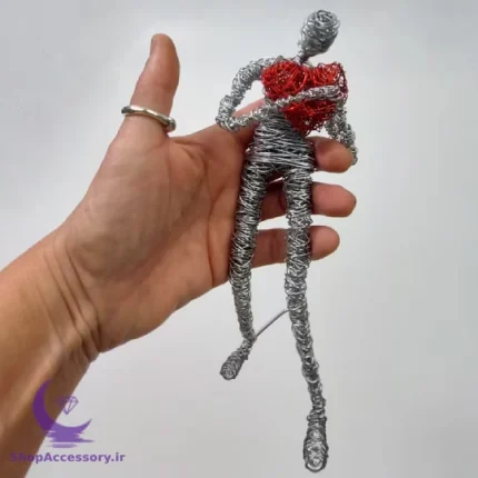عروسک با سیم مفتول