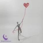 مجسمه مفتولی طرح مرد عاشق