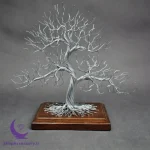 مجسمه درخت سیمی بزرگ