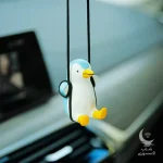 آویز جلوی ماشین طرح پنگوئن سفید آبی
